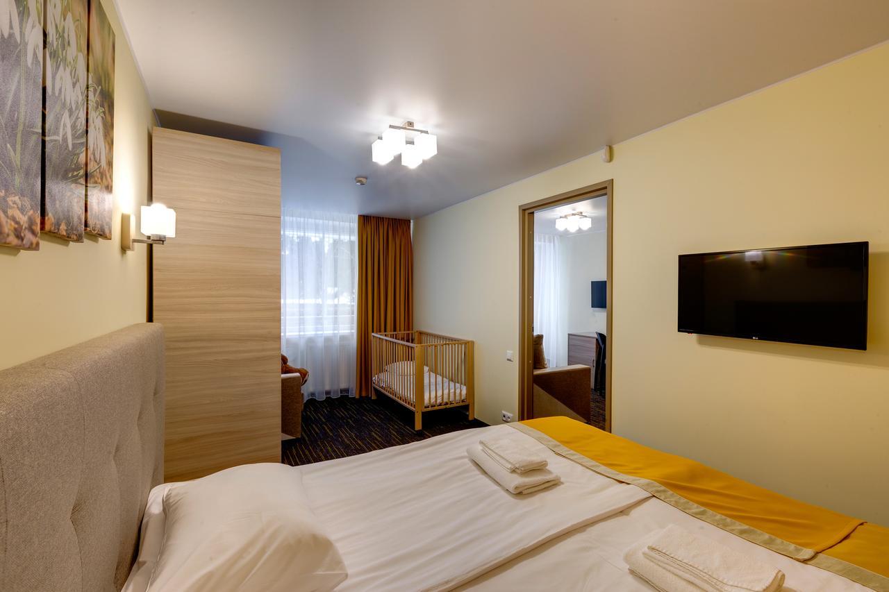 Liivarand SPA Hotel Narva-Jõesuu Exteriör bild